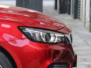 201820T ԄTrophy\ӻW V ^