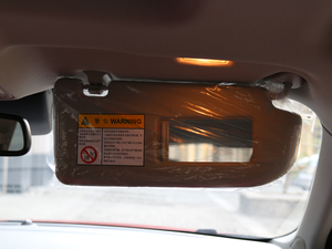 201820T ԄTrophy\ӻW V g