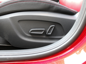 201820T ԄTrophy\ӻW V {{