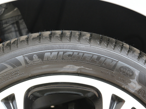 201820T ք(dng)A(lin) VI ݆̥Ʒ