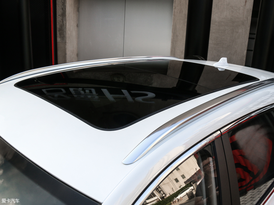 2018MG HS 30T Trophy ɠɳȼ