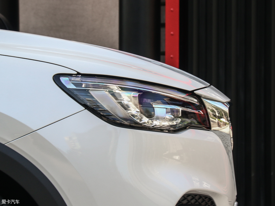 2018MG HS 30T Trophy ɠɳȼ