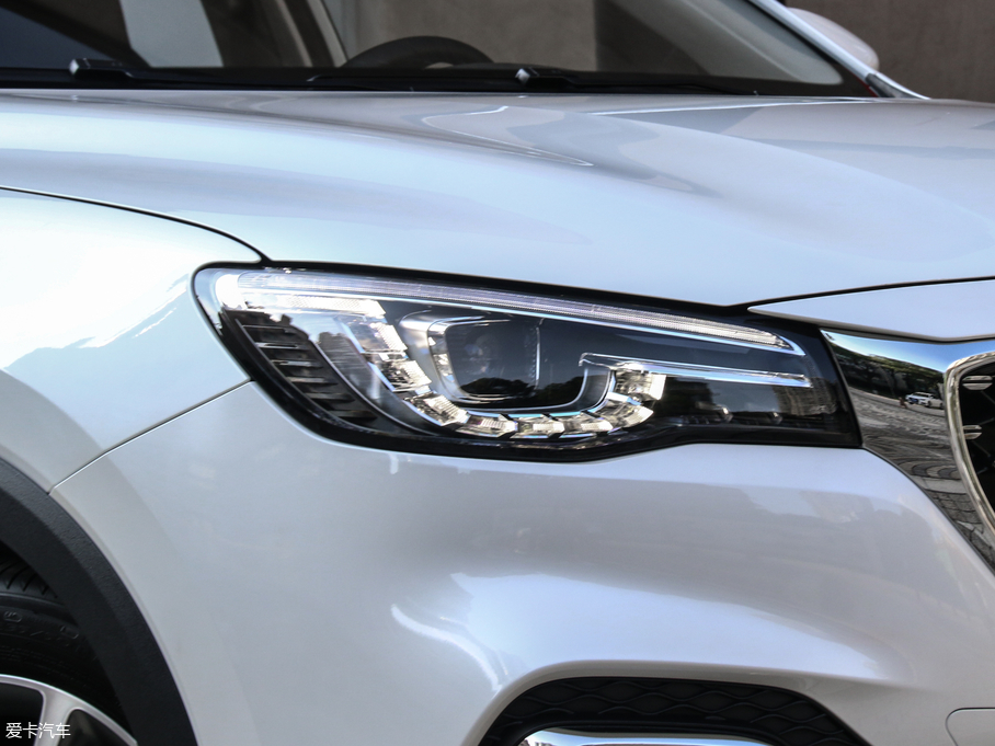 2018MG HS 30T Trophy ɠɳȼ