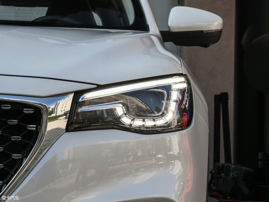 2018MG HS 30T Trophy ɠɳȼ