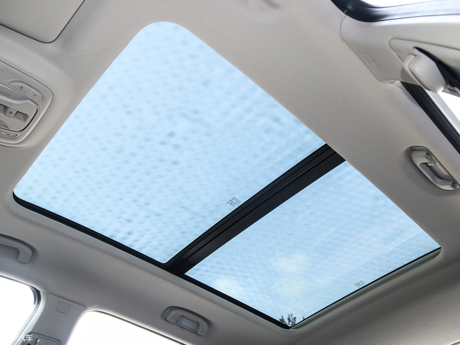 2018MG HS 30T Trophy ɠɳȼ