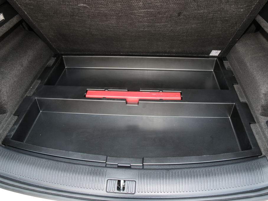 2018MG HS 30T Trophy ɠɳȼ