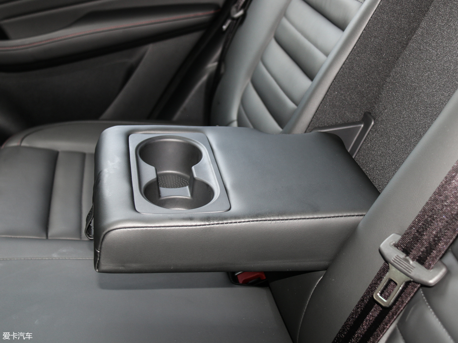 2018MG HS 30T Trophy ɠɳȼ