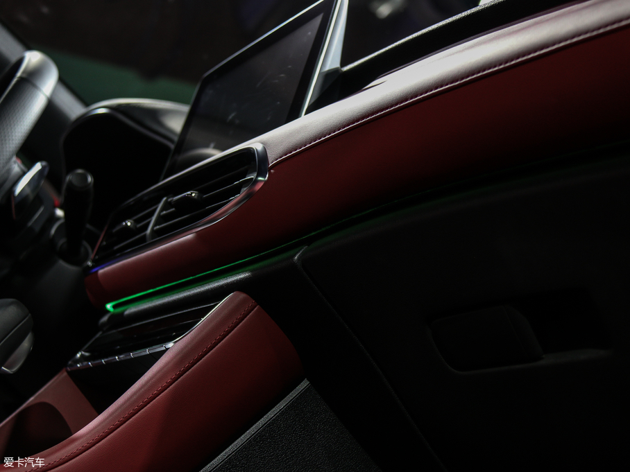 2018MG HS 30T Trophy ɠɳȼ