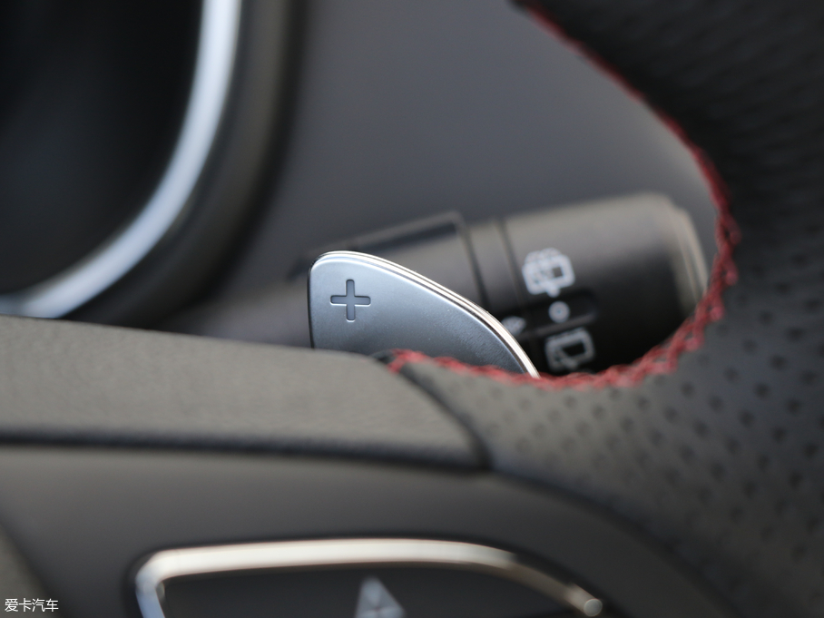 2018MG HS 20T ԄӃɠɼ