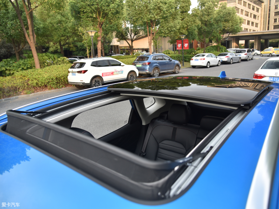 2018MG HS 30T Trophy ɠɳȼ