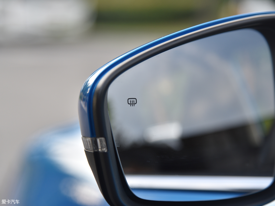 2018MG HS 30T Trophy ɠɳȼ