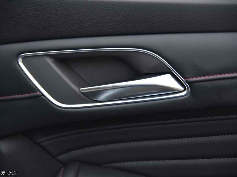 2018MG HS 30T Trophy ɠɳȼ