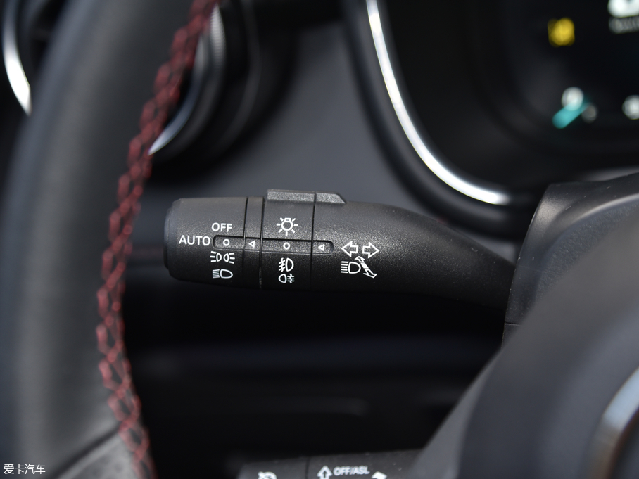 2018MG HS 30T Trophy ɠɳȼ