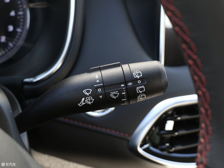 2018MG HS 20T ԄӃɠɼ