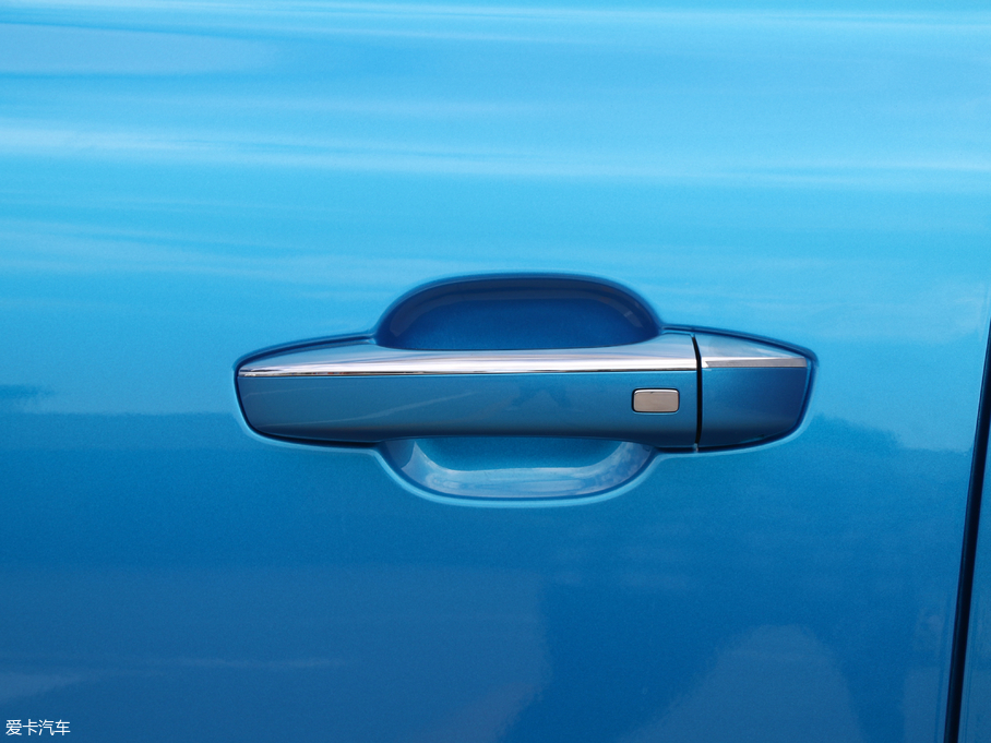 2018MG HS 30T Trophy ɠȼ