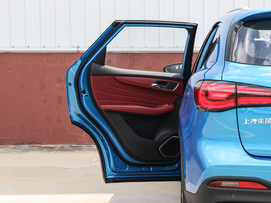 2018MG HS 30T Trophy ɠȼ