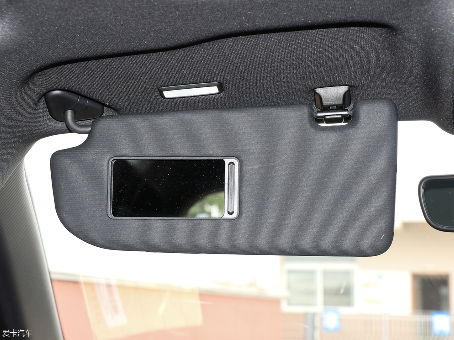 2018MG HS 30T Trophy ɠȼ