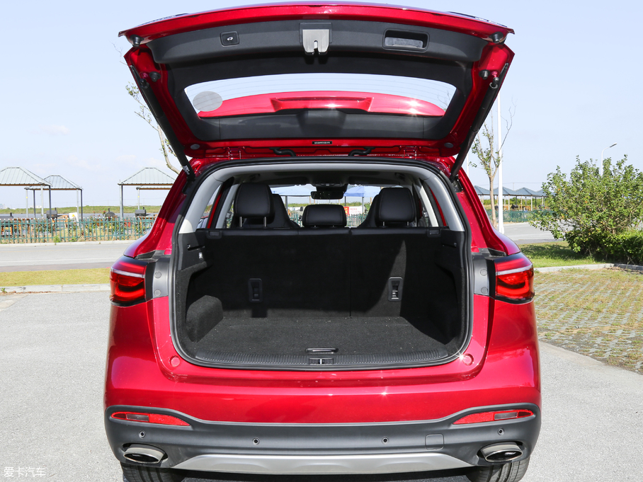 2018MG HS 30T Trophy ɠɳȼ