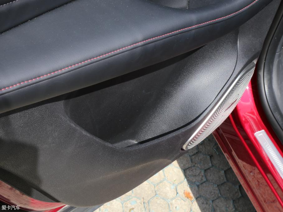 2018MG HS 30T Trophy ɠɳȼ