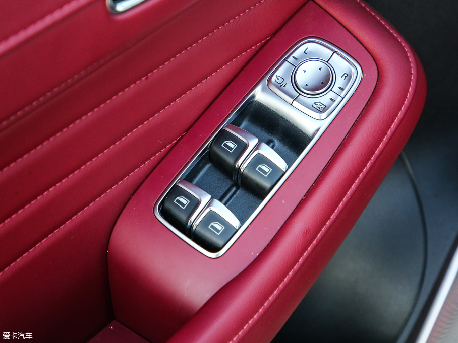 2018MG HS 30T Trophy ɠɳȼ