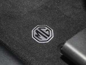 201830T Trophy (q)ɠɳȼ g