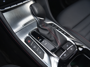 201830T Trophy (q)ɠɳȼ QU