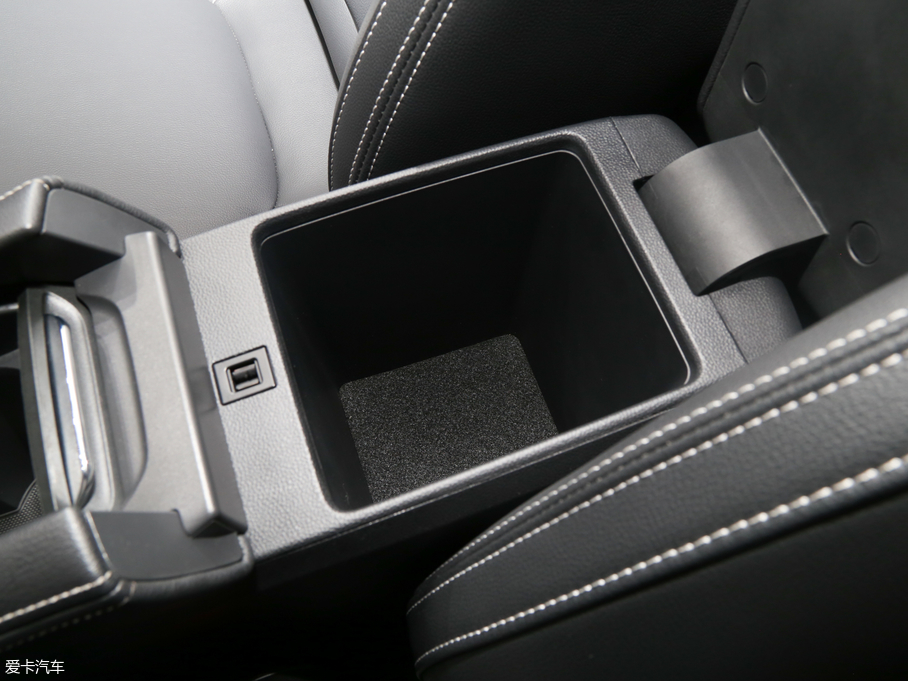 2019��MG EZS E-Lite