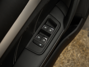 201920T Trophy Ab {܇ƅ^	