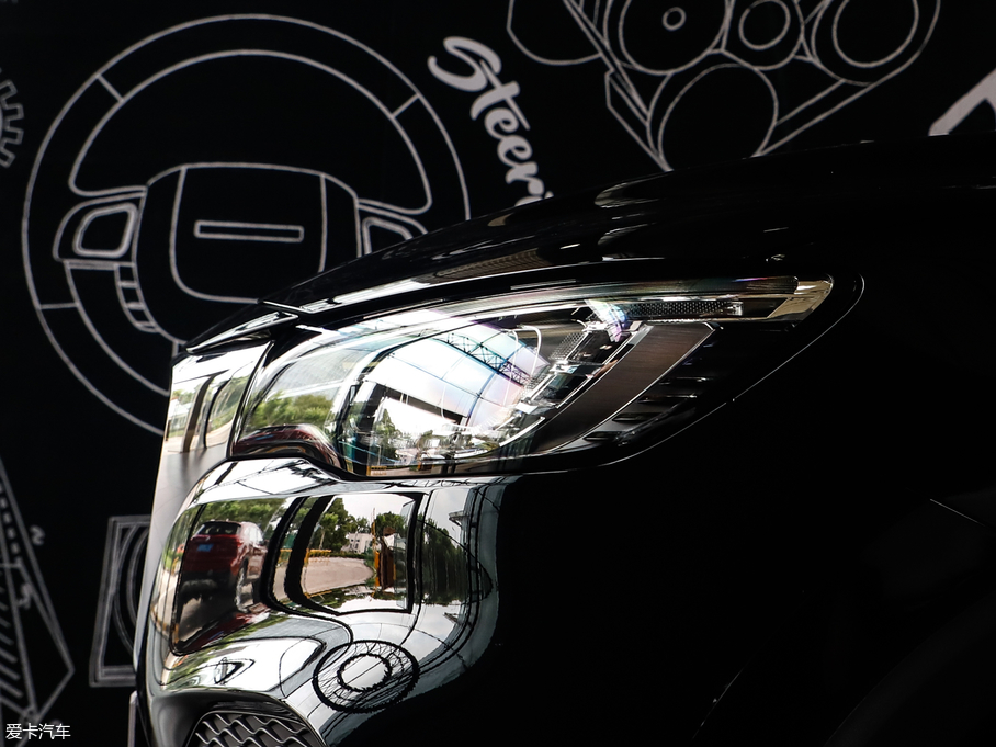 2019MG HS 30T Ԅ(dng)(q)Trophyȼ (gu)VI