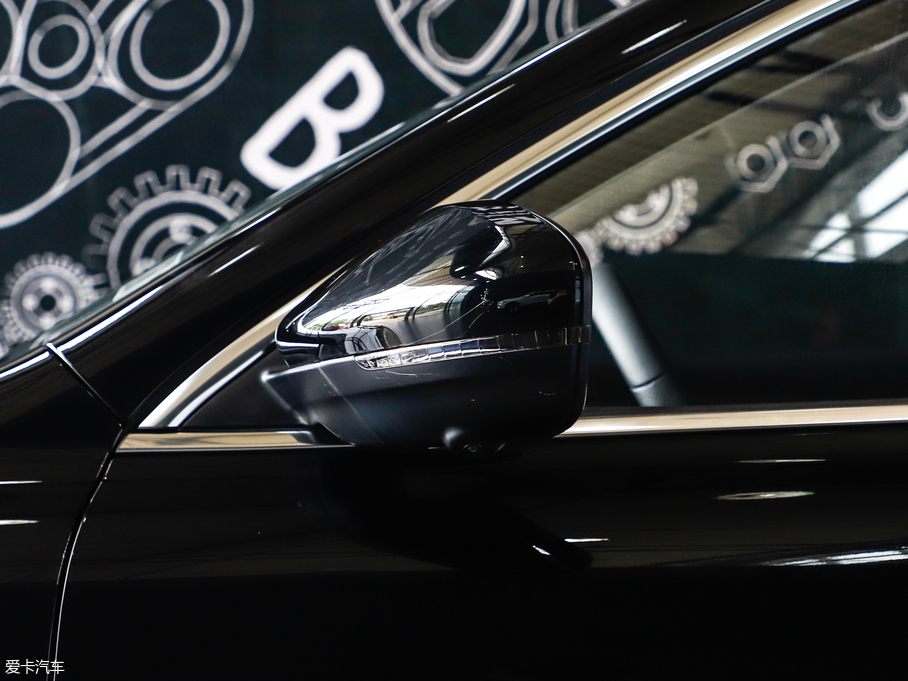 2019MG HS 30T Ԅ(dng)(q)Trophyȼ (gu)VI