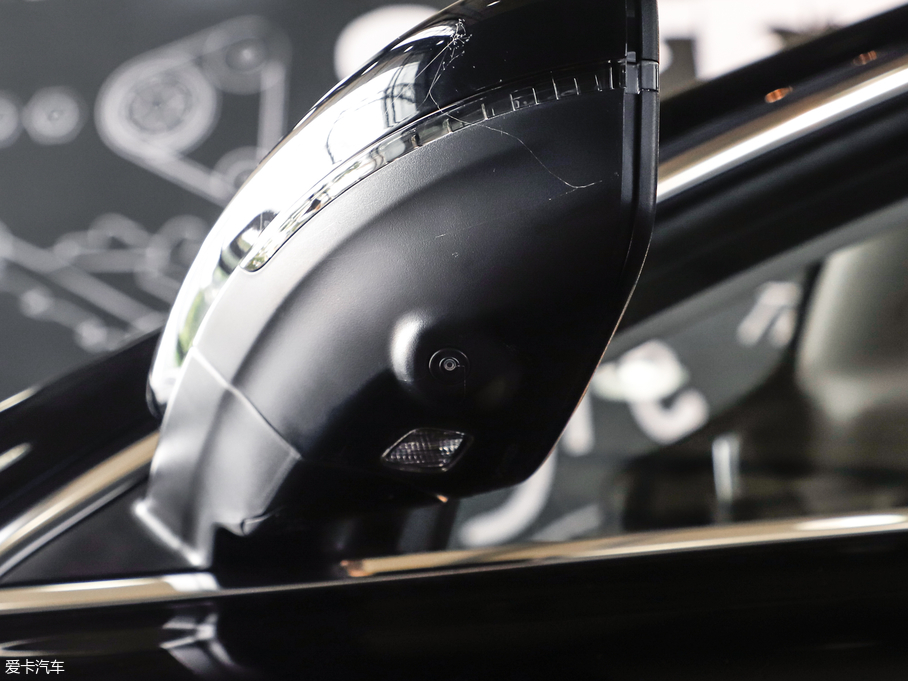 2019MG HS 30T ԄӃ(q)Trophyȼ VI