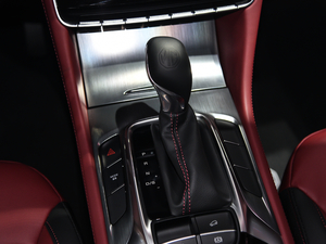 201920T ԄӃTrophyܰ VI QU