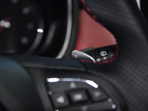 201920T ԄӃTrophyܰ VI п؅^