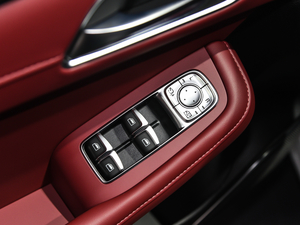 201920T ԄӃTrophyܰ VI {܇ƅ^	