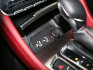 201920T ԄӃTrophyܰ VI п؅^