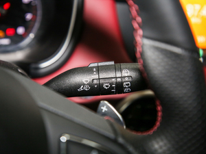 201920T ԄӃTrophyܰ VI п؅^