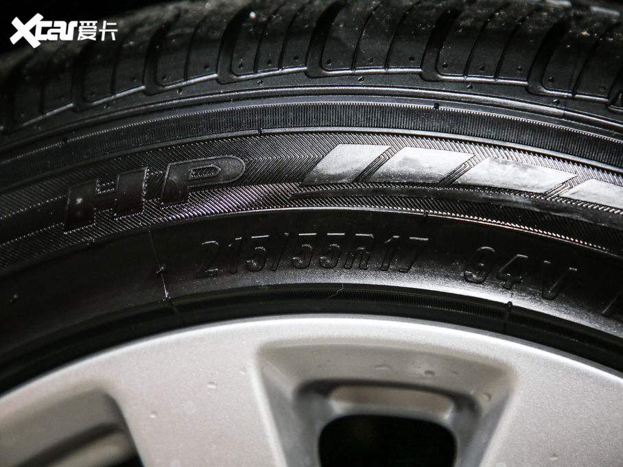 2020MG ZS 180DVVT CVT Base