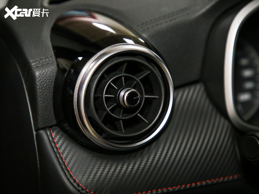 2020MG ZS 180DVVT CVT Base