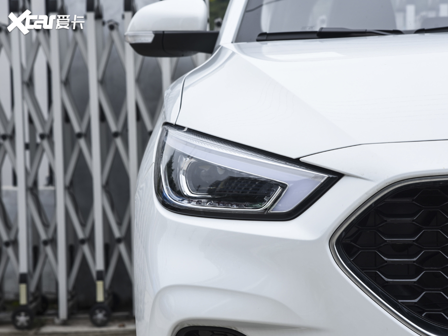 2020MG ZS 180DVVT CVT Lite