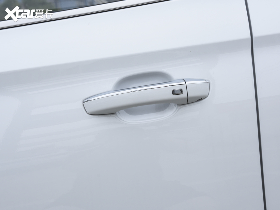 2020MG ZS 180DVVT CVT Lite