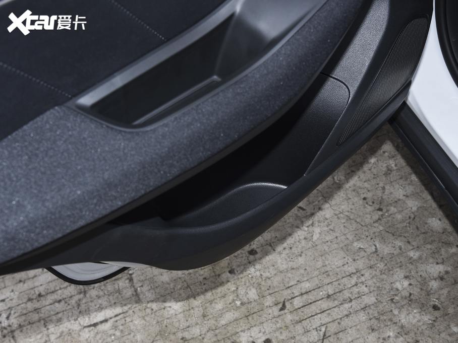 2020MG ZS 180DVVT CVT Lite