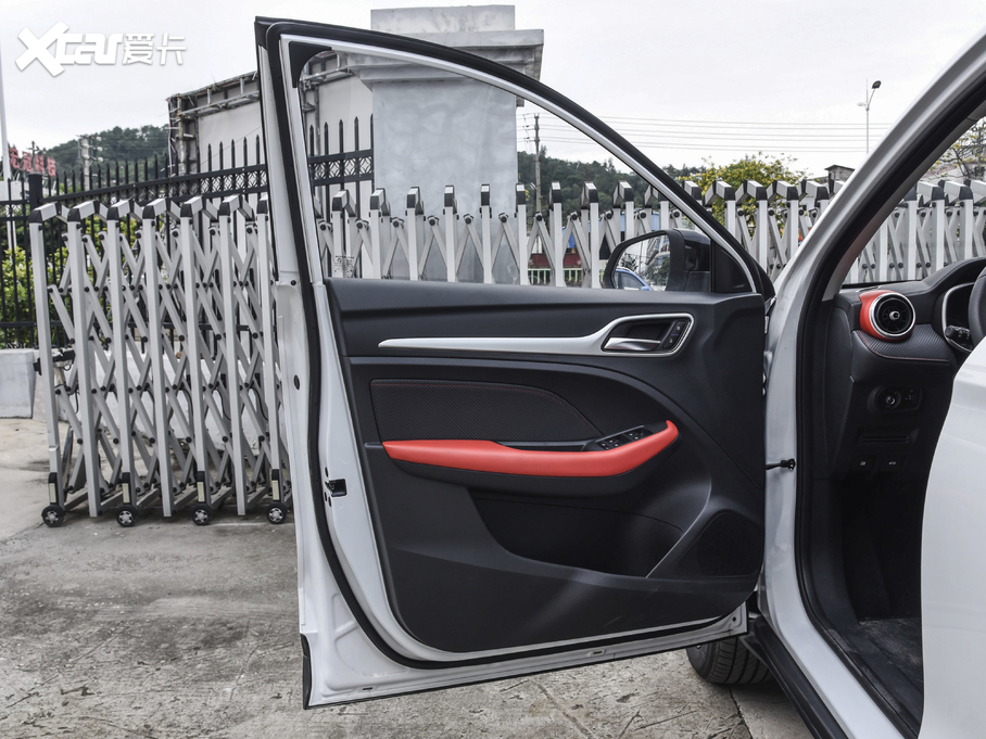 2020MG ZS 260TGI ԄTrophy Plus L2+