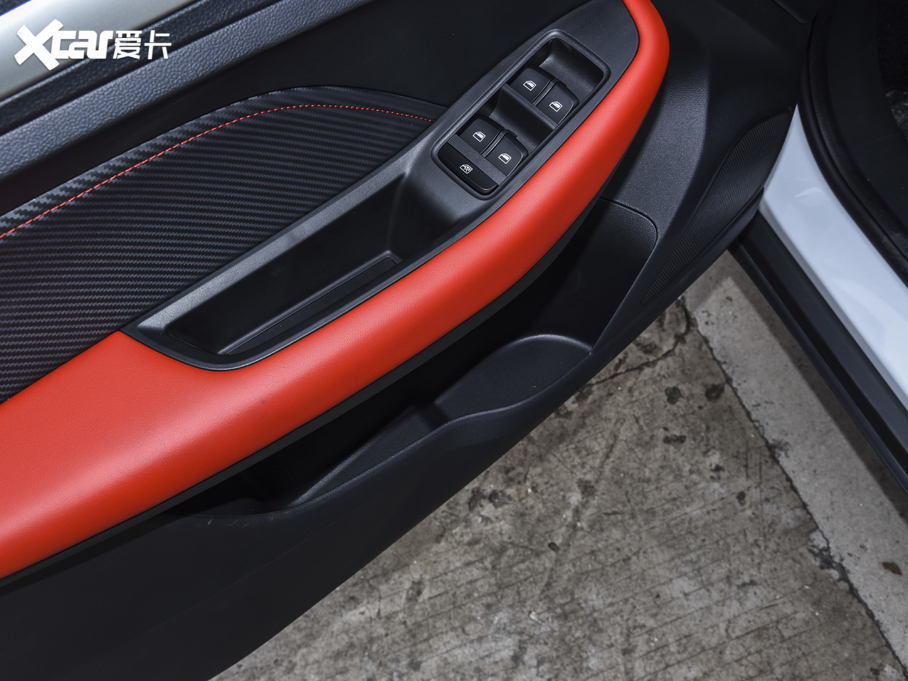 2020MG ZS 260TGI ԄTrophy Plus L2+