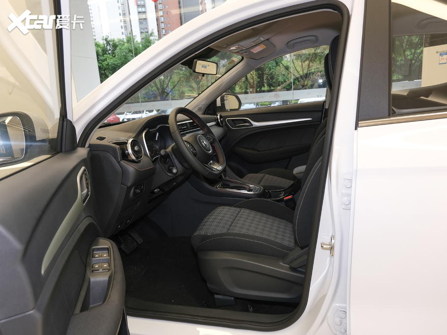 2020MG ZS 180DVVT CVT Up