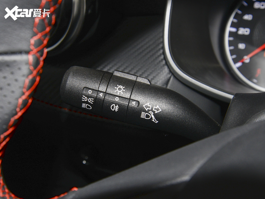 2020MG ZS 180DVVT քLite