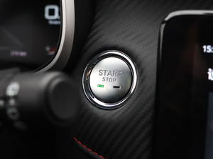 2020260TGI ԄTrophy Pro L2+ п؅^