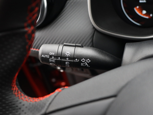 2020260TGI ԄTrophy Pro L2+ п؅^