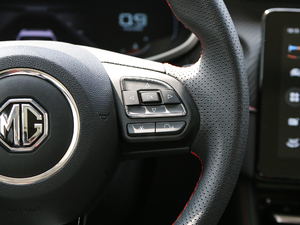 2020260TGI ԄTrophy Pro L2+ п؅^