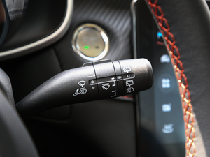 2020260TGI ԄTrophy Pro L2+ п؅^