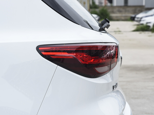 2020180DVVT CVT Lite ^